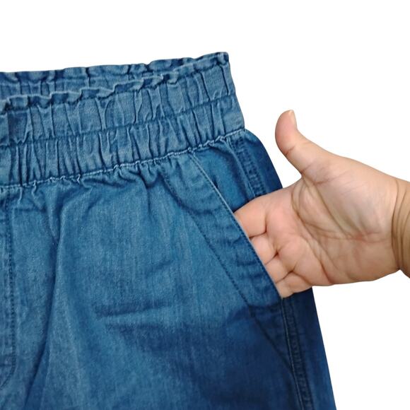 UGG RTW Chambray Shorts Size Small Blue Front and back Pockets Elastic Waist NEW - Picture 3 of 4